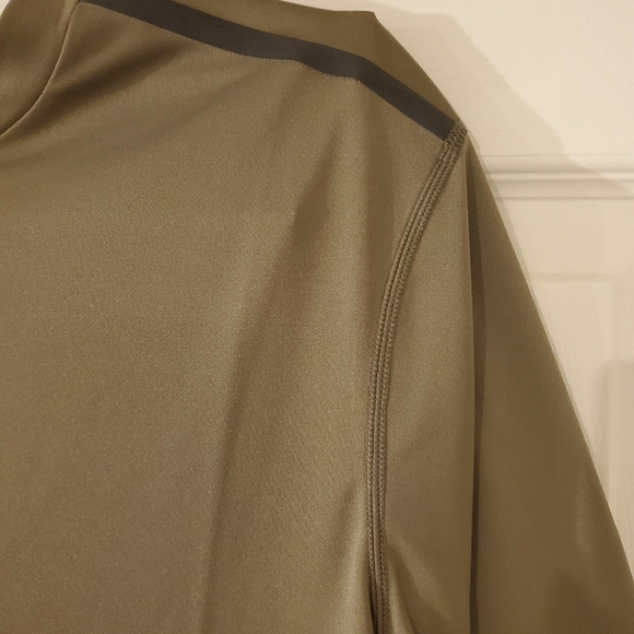 SOLD-OVO Drake's brand - T-Shirt - Picture 4 of 4